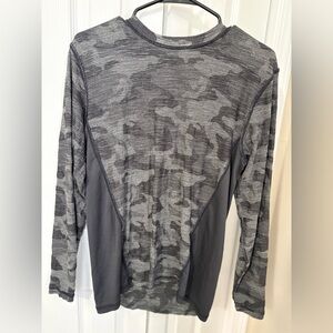 BCG Women's Long Sleeve Gray Camo Top